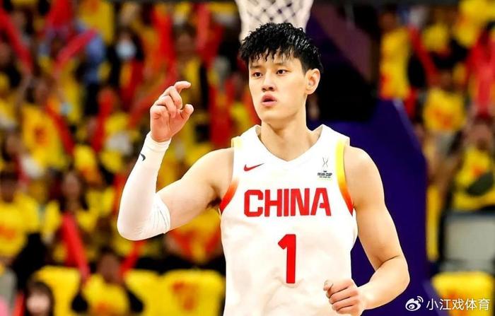 华体会官网-世预赛12人名单预测,王俊杰等4人退出,周琦、曾凡博重回国家队