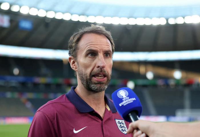 曼联新帅曝光!齐达内考虑出山,南门第二,穆里尼奥遭无视