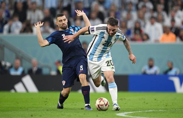 在线体育-还回味世界杯呢？欧洲联赛回来了！英超球队今晚见！