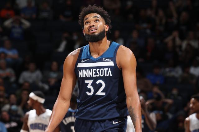 1649669558019002096.jpg 华体会体育在线-唐斯用成就告慰母亲:我会通过一些方式度过难关