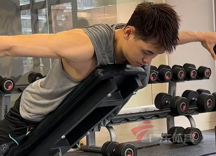 体育赛事-崔永熙展望第二阶段:防守会帮助球队,进攻做好冲筐与三分!|训练|CBA|疲劳期|比赛|投篮_新浪体育_新浪新闻