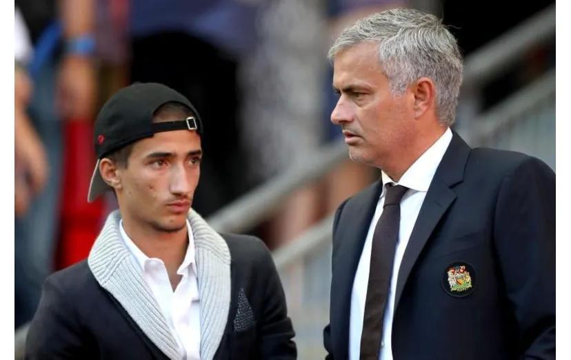 葡媒介绍穆里尼奥儿子马里奥：18岁挂靴，目前正在当游戏主播